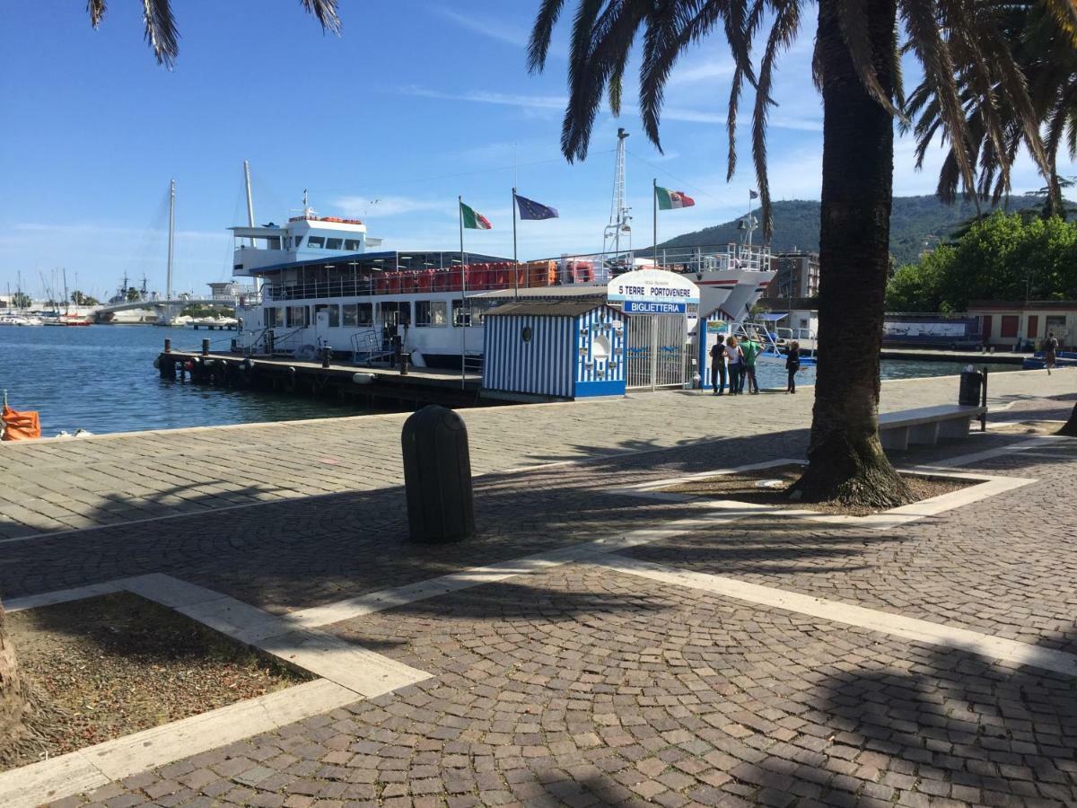 Appartement Il Mare In Piazza à La Spezia Extérieur photo